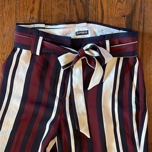 Express high waist ankle pants size 6 navy blue, burgundy, white stripes